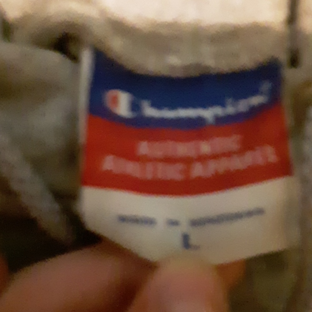 UNH Champion hoodie - Picture 2 of 3